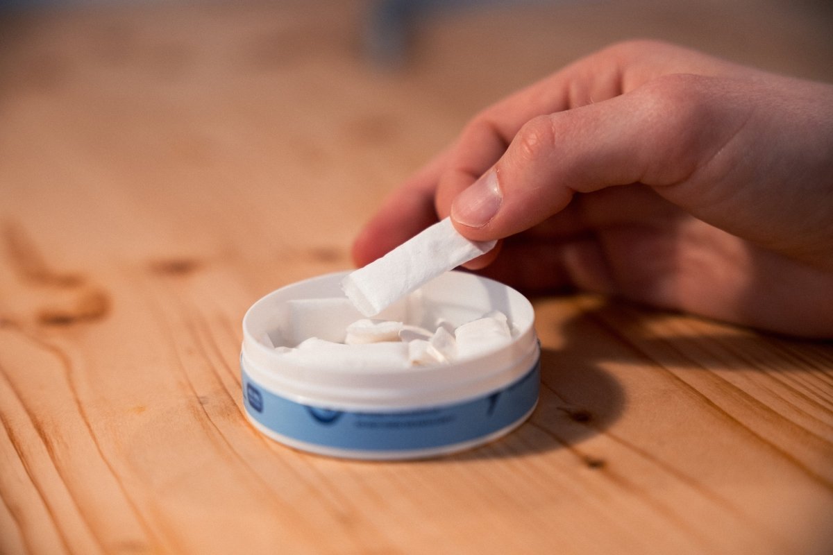 Qual è la differenza tra pouch alla caffeina, snus e pouch alla nicotina? - PIQ | Energypouches.de